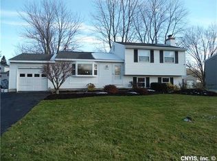 8004 Latina Dr, Clay, NY 13041