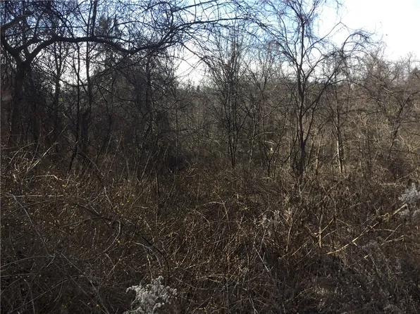 0 Beaver Grade Rd, Coraopolis, PA 15108