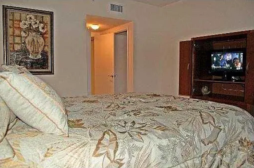 16699 Collins Ave #1909 — Photo 47