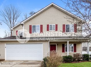 5702 Fisherman Dr, Browns Summit, NC 27214