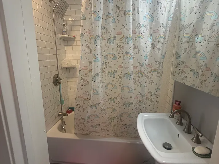 16 Crescent St #2 — Photo 10