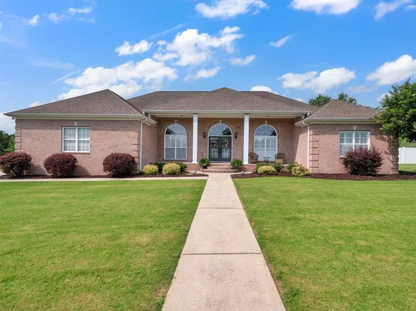 1701 Churchhill Cir SE, Cullman, AL 35055