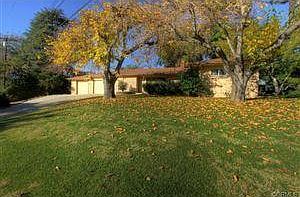 3rd image of 509 Marilyn Ln