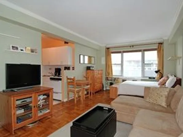 310 East 49th Street image 1 of 5