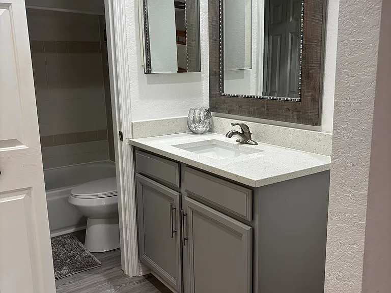 4081 Rockefeller Ave — Photo 10