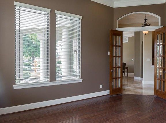 5th image of 26 Oak Cove Ln