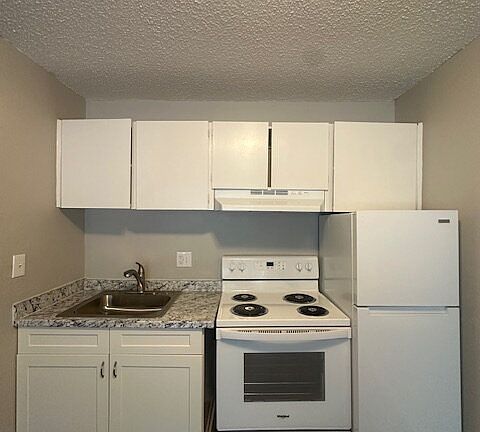 5th image of 10235 NE Prescott St #53