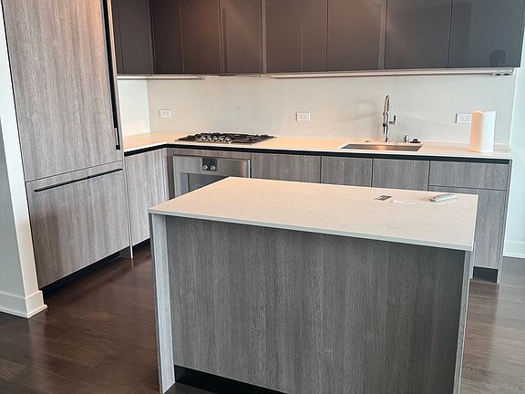 4th image of 338 Main St Unit 26D