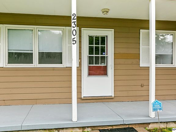 4th image of 2305 Fowler Ave