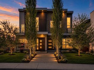 2505 E 21st St SW, Calgary, AB T2T 5A9