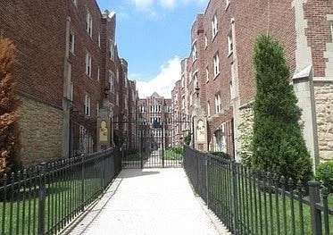 46 N Menard Ave #3B