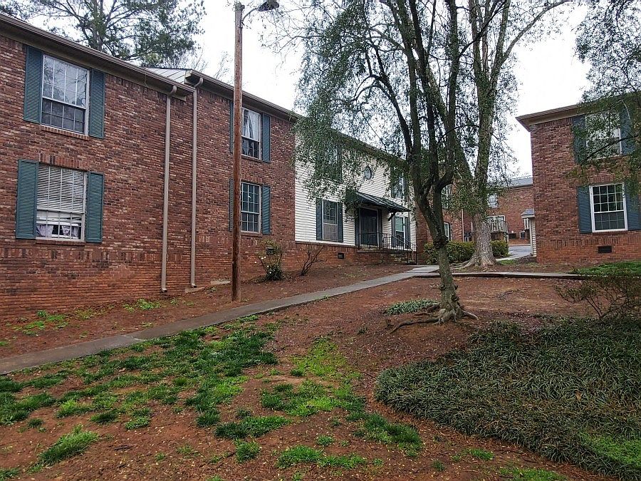 2nd image of 5604 Kingsport Dr #13