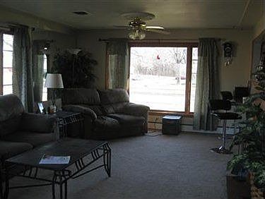 3rd image of 1058 Allison Ave