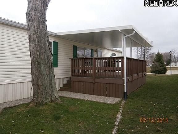 2nd image of 1561 Birdie Ln