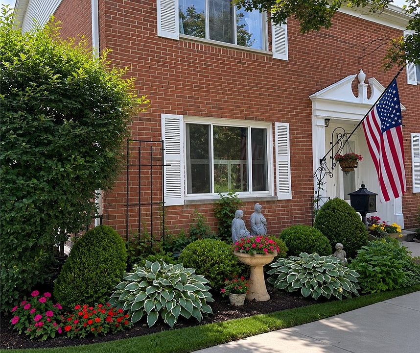 1st image of 749 Clareridge Ln