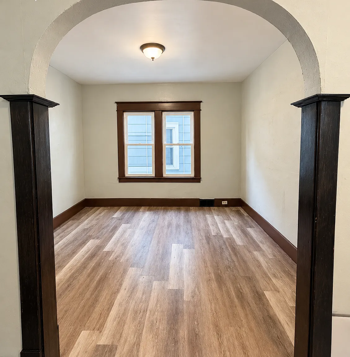 3 bed, 1200 sqft, $1,425 — Photo 3