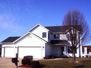 315 Cale Ct, Forsyth, IL 62535
