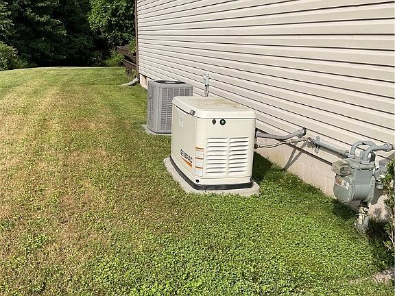 3rd image of 1387 Homestead Dr