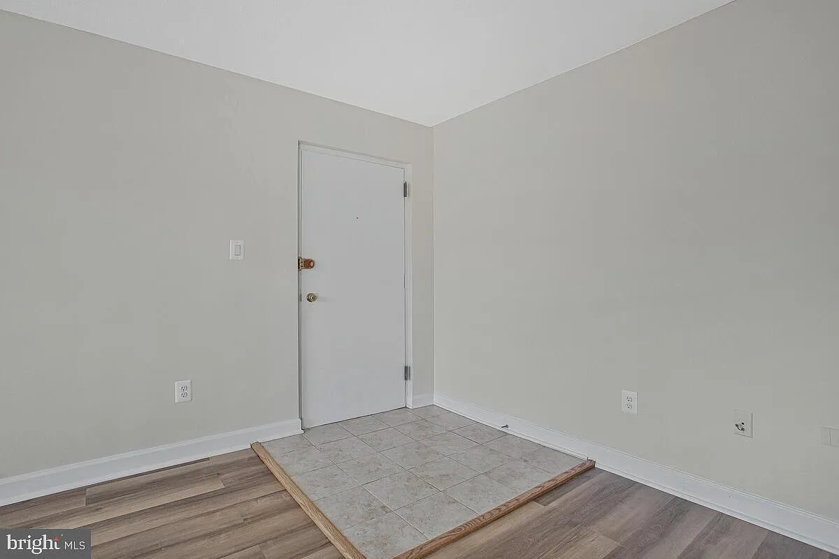 Park Place Condo — Photo 4