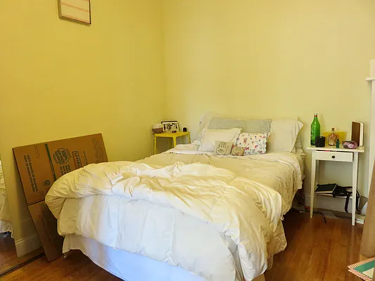 Rented by Space Real Estate | media 37