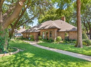 2718 Summit Ridge St, Grapevine, TX 76051