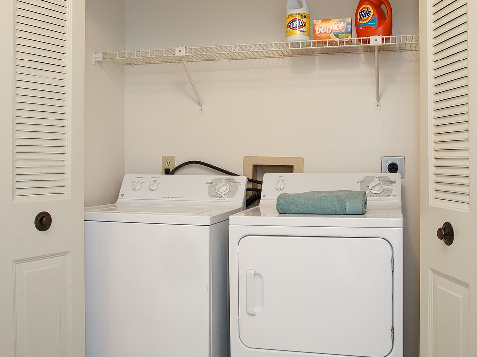 2nd image of 20 Cedar Run Ln APT 5