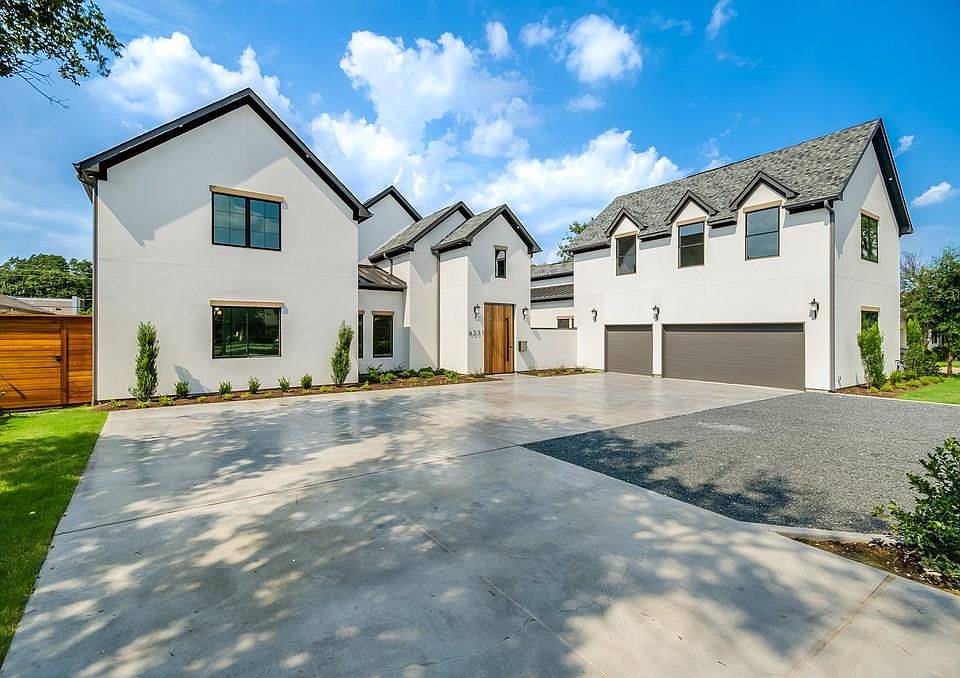 2nd image of 6231 Walnut Hill Ln