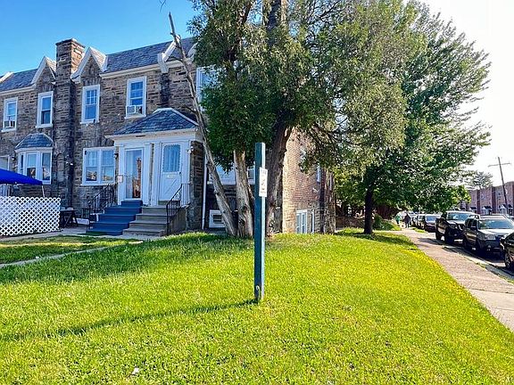 2nd image of 1600 Magee Ave