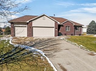 1002 SE 78th St, Runnells, IA 50237