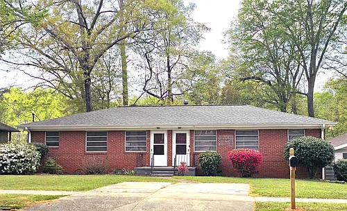 606 Sycamore Dr Photo 1