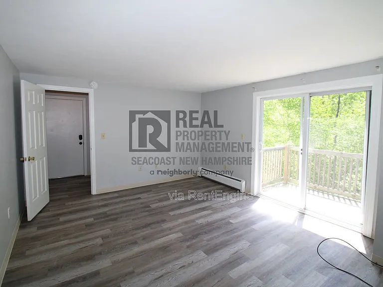 28 Ivy Ln #12 — Photo 8