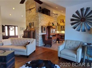 465 Graham Point, Camdenton, MO 65020