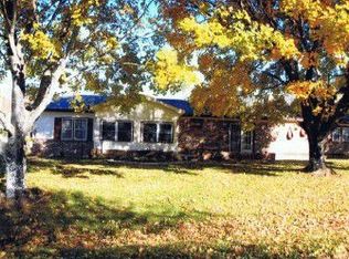 3104 Campbell Rd, Mountain City, TN 37683