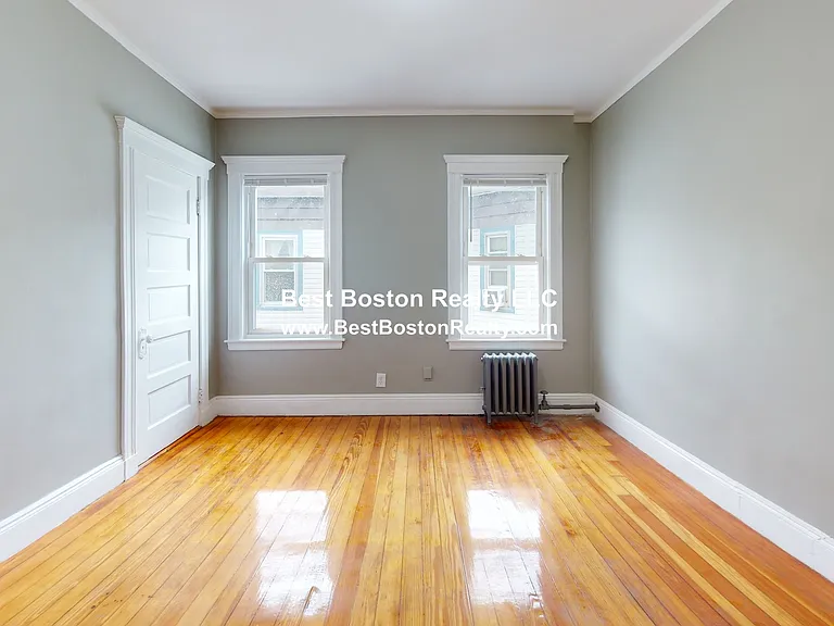 3943 Washington St #1 — Photo 11