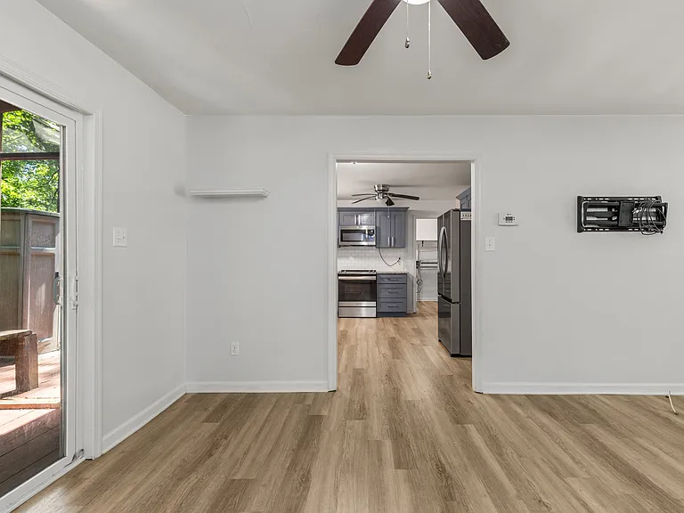 4001 London Rd — Photo 11