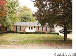 14 Bellerive Rd, Springfield, IL 62704