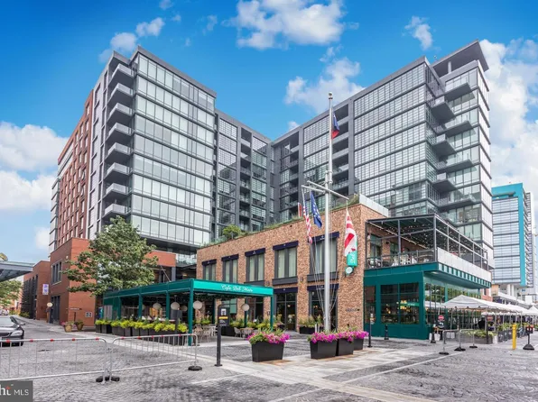 45 Sutton Sq SW Unit 607, Washington, DC 20024