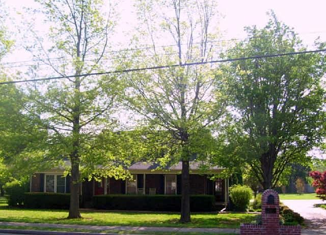 1st image of 713 Cason Ln