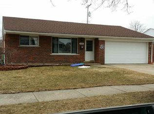 34305 Aztec Dr, Westland, MI 48185