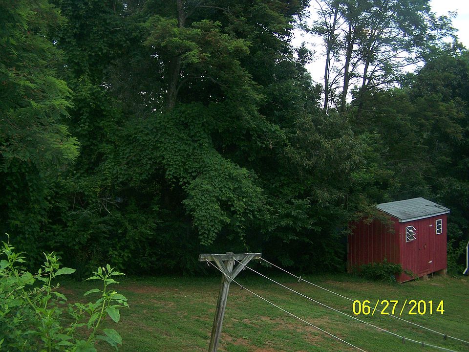 2nd image of 202 Neighbors Dr