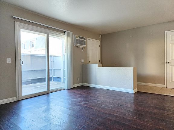 2nd image of 810 S Anaheim Blvd APT 101