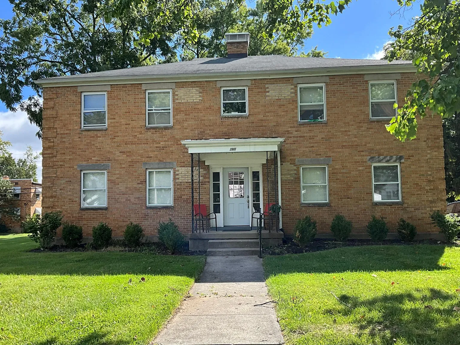 1 bed, 775 sqft, $990 — Photo 2