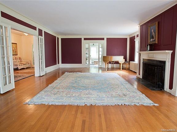 5th image of 222 Girard Ave