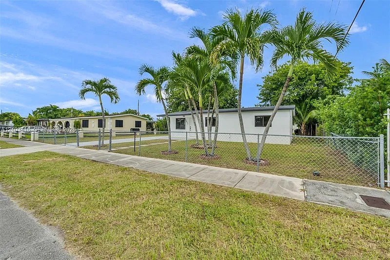10411 SW 151st Ter
