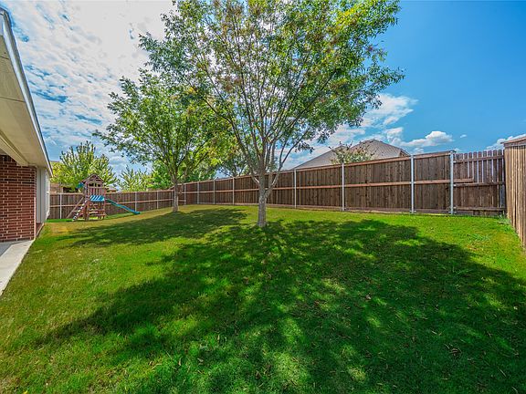 3rd image of 600 Cross Meadow Blvd