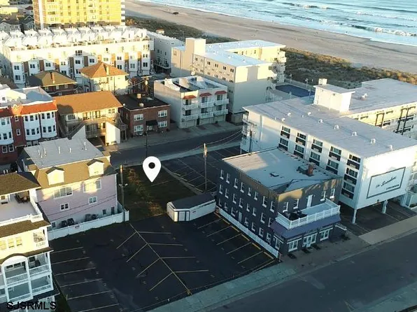 108 S Victoria Ave, Ventnor, NJ 08406