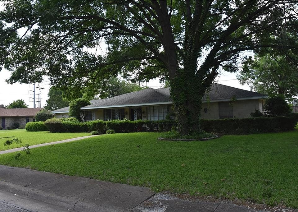 1st image of 1130 Briarbrook Dr
