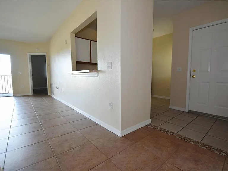 9612 Seadale Ct #201 — Photo 12
