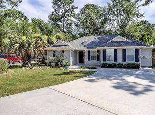 32 Monticello Dr, Hilton Head Island, SC 29926