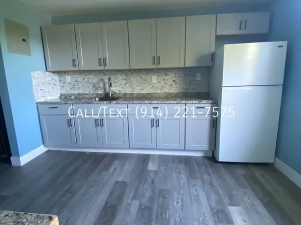 222 Sommerville Pl Floor 3, Yonkers, NY 10703